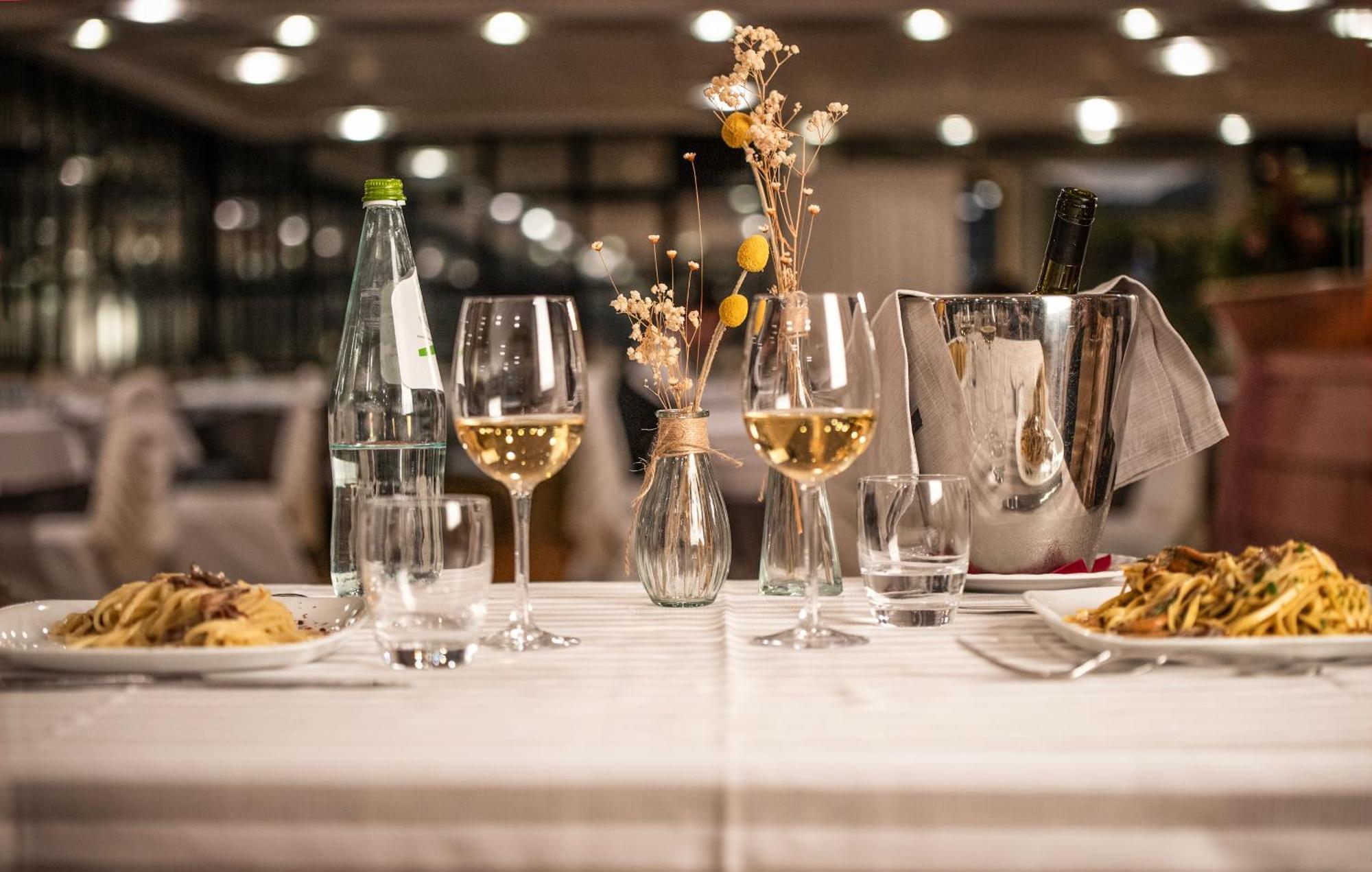 Hotel Michelangelo Palace & Spa Терни Екстериор снимка