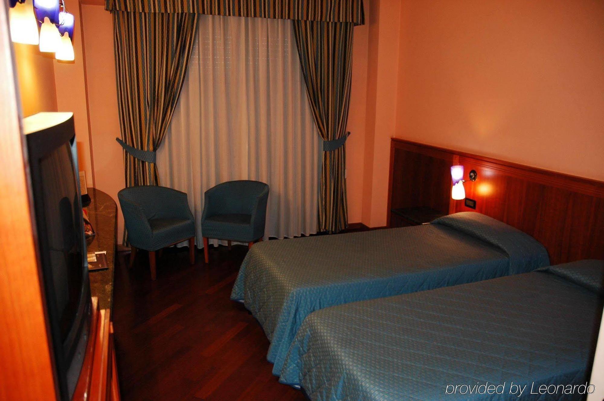 Hotel Michelangelo Palace & Spa Терни Екстериор снимка